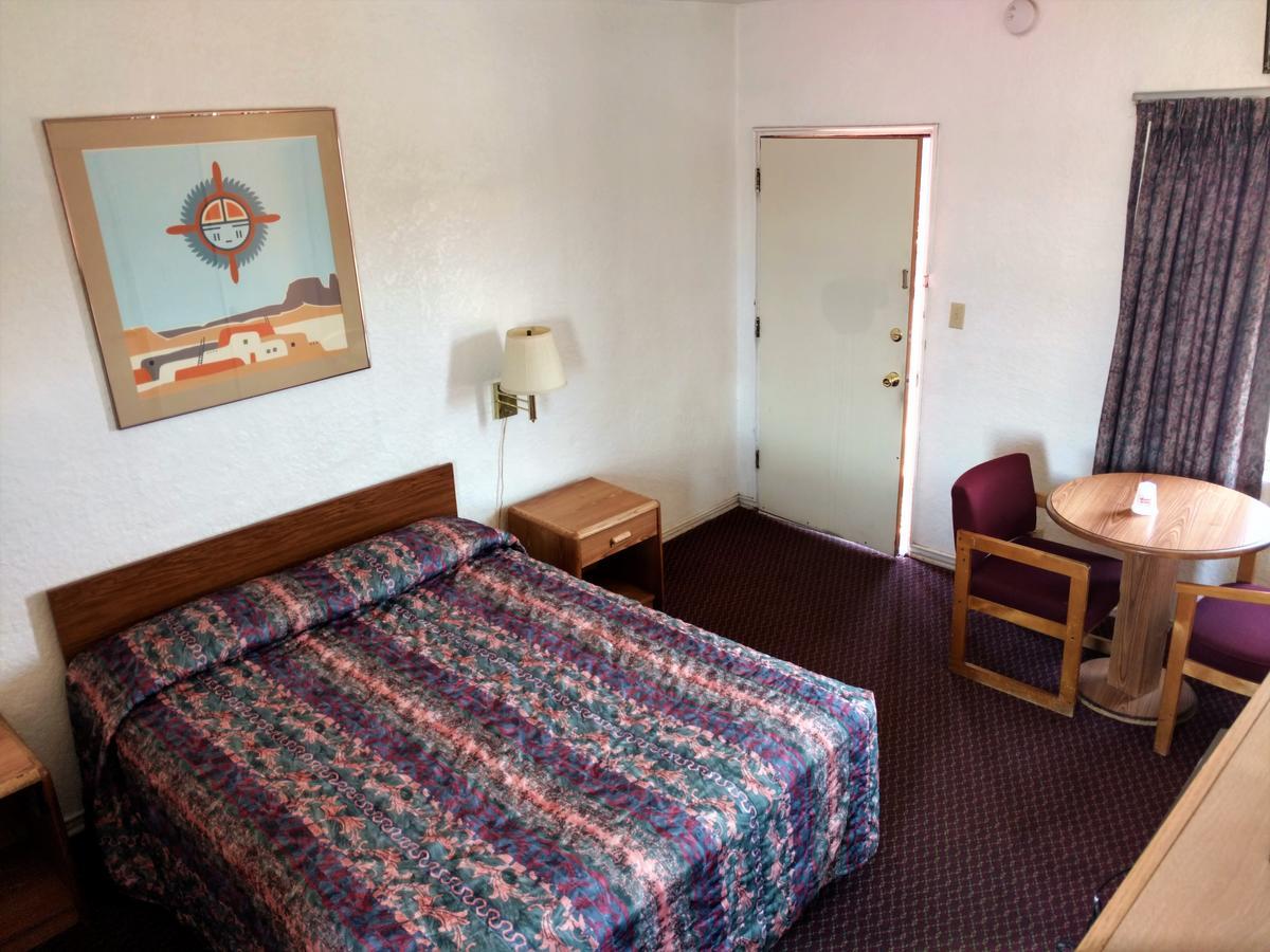טוסון Highland Tower Motel מראה חיצוני תמונה